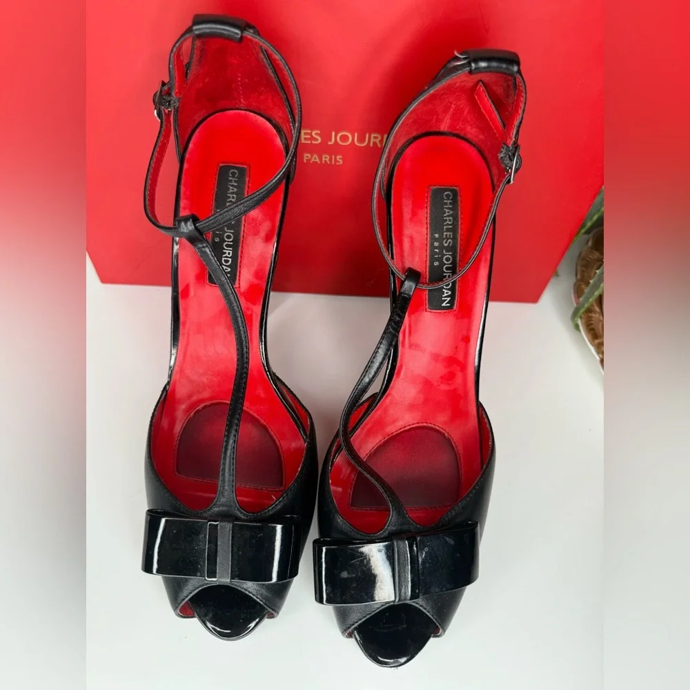 Charles Jourdan Paris Black Leather Ankle Strap Peep Toe Heels Bow Detail 8.5M - Picture 4 of 13